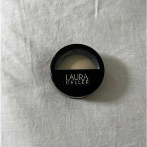 Laura Geller highlighter